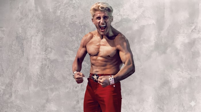 Alexander Volkanovski in red pants
