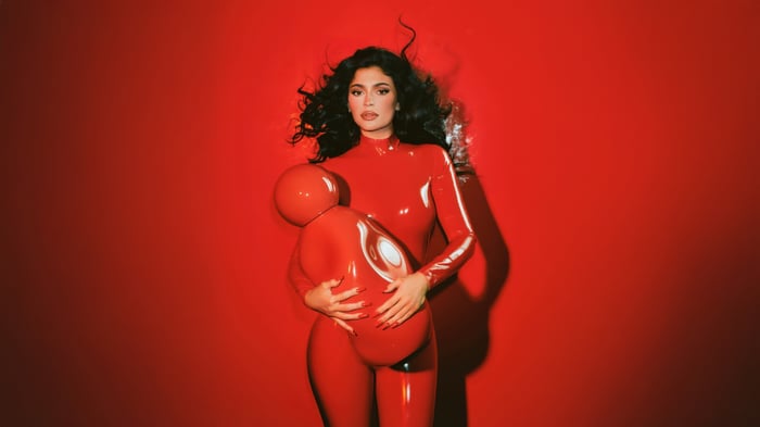 Kylie Jenner Cosmic Intense Fragrance