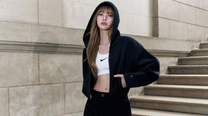 Lisa BLACKPINK in Nike sportswear