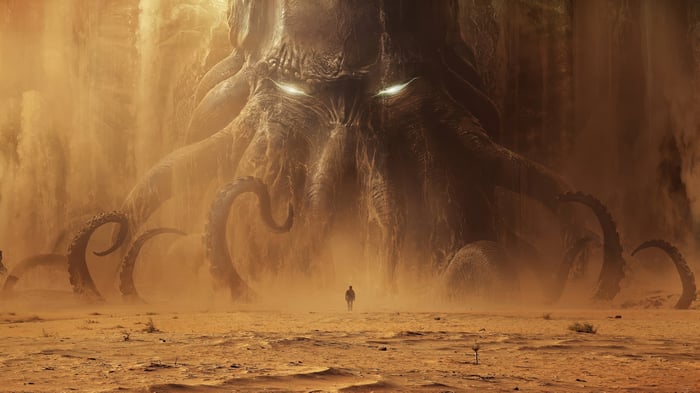 Cthulhu in a desert landscape 4K