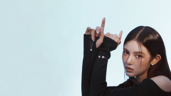 Danielle from NewJeans in 4K