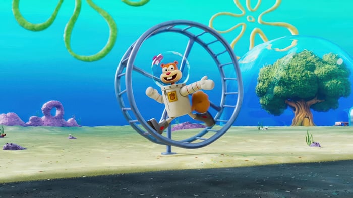 Sandy Cheeks in a hamster wheel, 4K