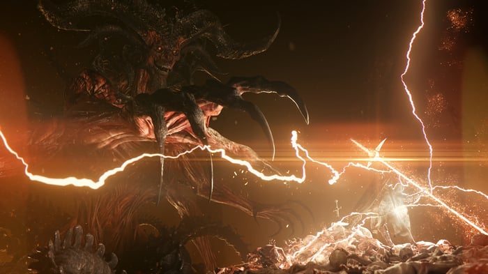 Mephisto and Paladin in Diablo IV 4K