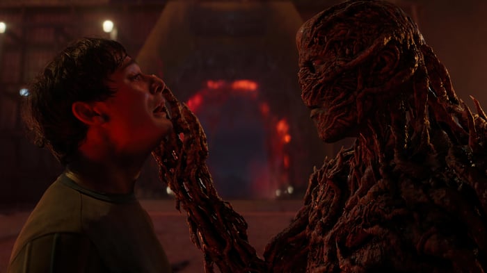 Stranger Things 4K: Vecna confronts a young man