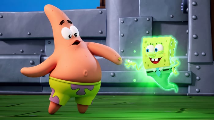 Patrick Star and Ghost SpongeBob SquarePants in 4K