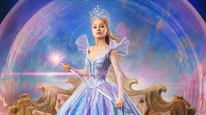 Ariana Grande as Glinda in Wicked: For Good 4K
