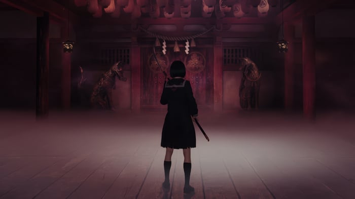 Silent Hill F: Girl with sword in shrine