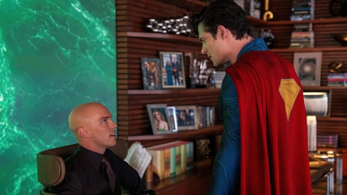 Superman and Lex Luthor in a room