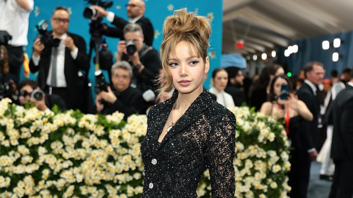 Lisa at the Met Gala 4K