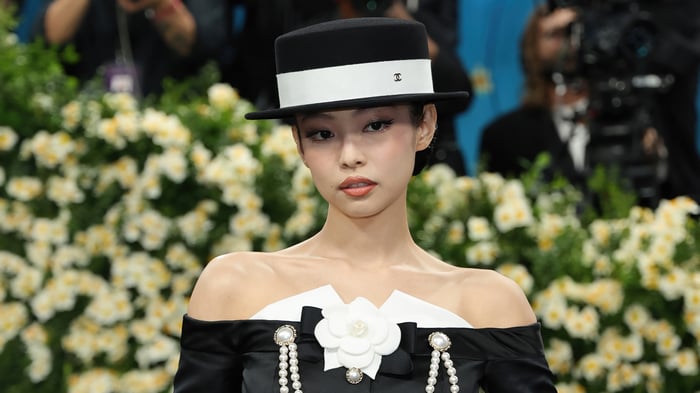 Jennie Kim at the Met Gala 4K