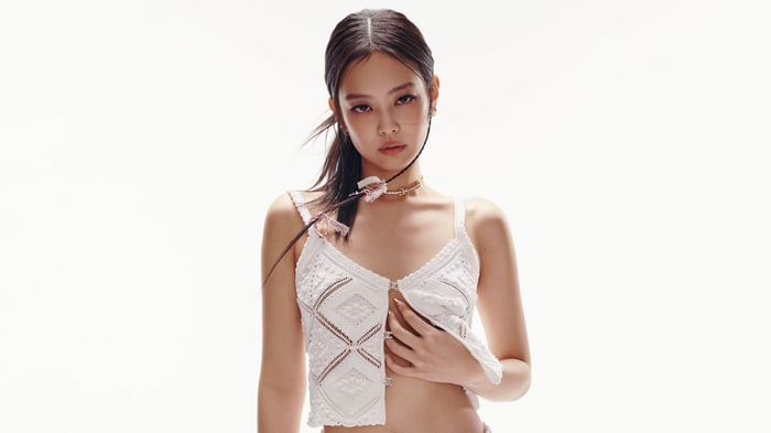 Jennie from BLACKPINK in 4K