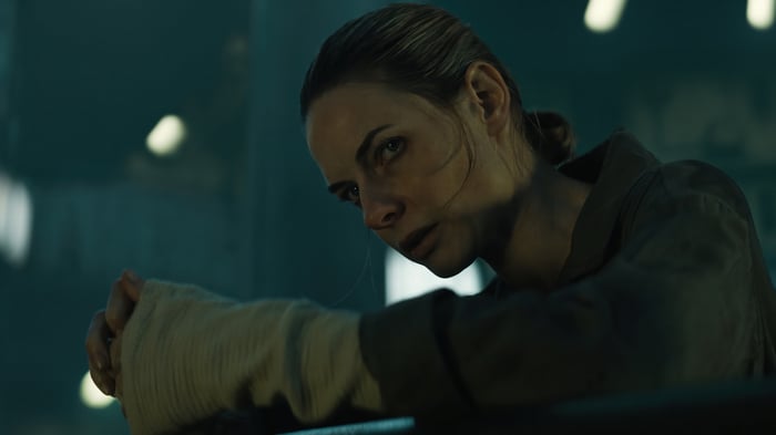 Rebecca Ferguson in Silo 4K