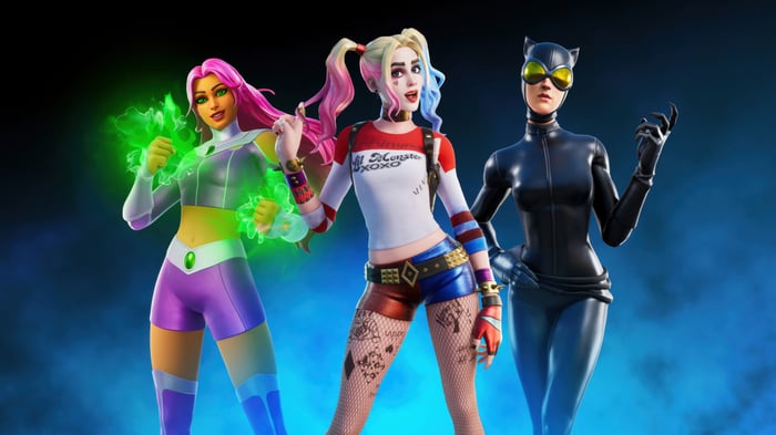 Fortnite: Starfire, Harley Quinn, and Catwoman in 4K