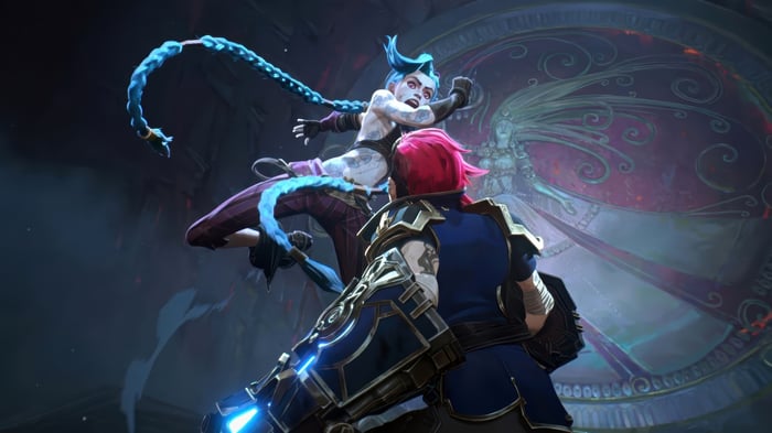 Jinx and Vi fighting in Arcane 4K