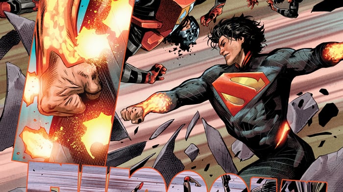 Superman fighting in 4K