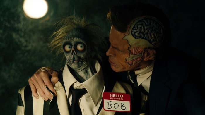 Beetlejuice and Willem Dafoe in 4K