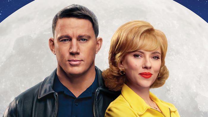 Channing Tatum and Scarlett Johansson Fly to the Moon 4K