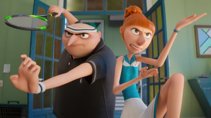Gru and Lucy playing tennis