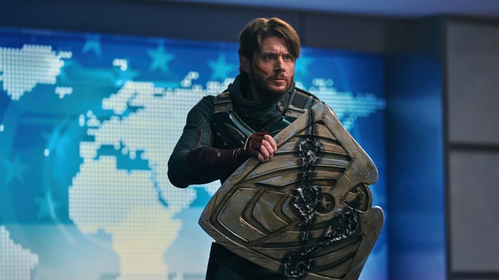 Soldier Boy holding a shield in The Boys 4K