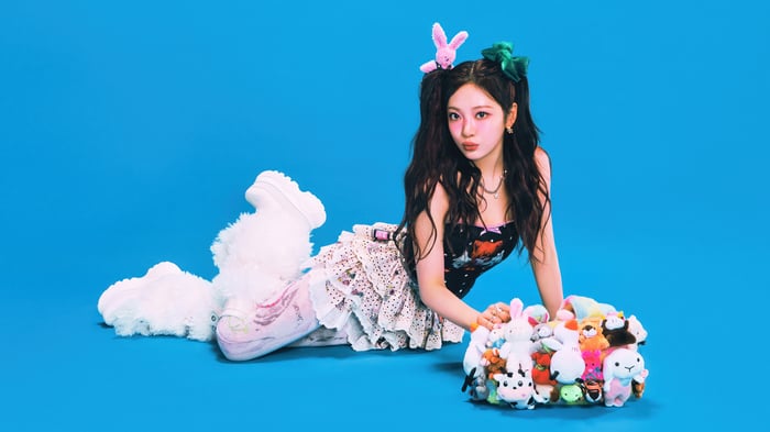 Ningning from Aespa with stuffed toys