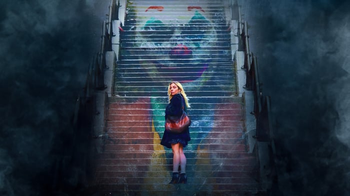 Lady Gaga as Harley Quinn on Graffiti Stairs 4K
