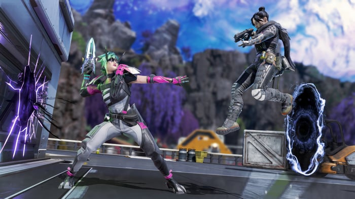 Alter and Wraith in Apex Legends 4K
