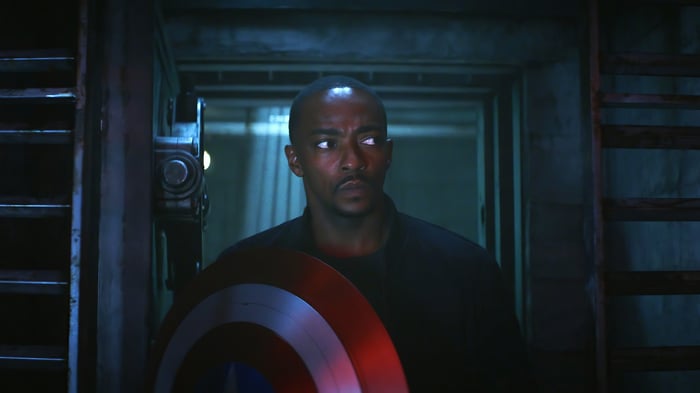 Anthony Mackie as Captain America in 4K