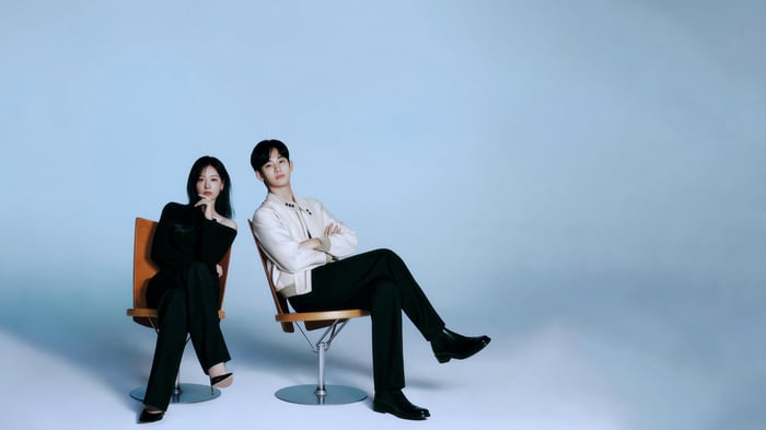 Kim Jiwoon and Kim Soohyun in Queen of Tears 4K