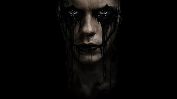 Bill Skarsgard as The Crow in 4K