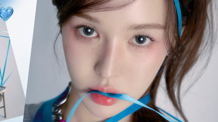 Wendy from Red Velvet with blue ribbon