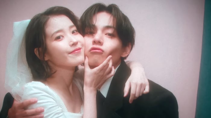 IU and V in 4K