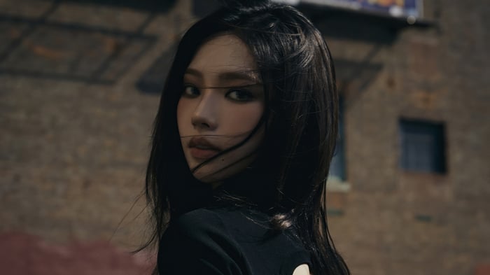Karina from Aespa in 4K