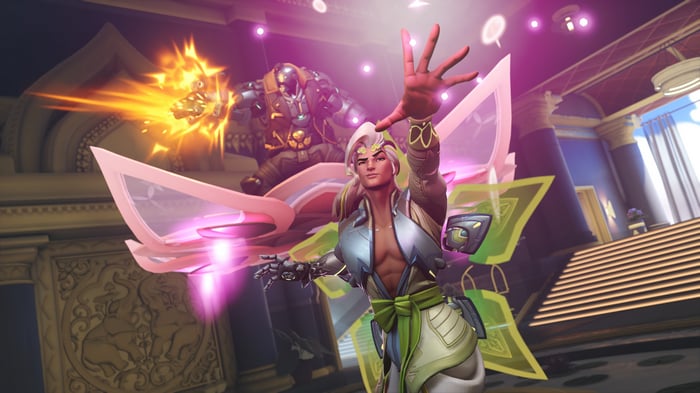 Lifeweaver and Roadhog in Overwatch 2 4K
