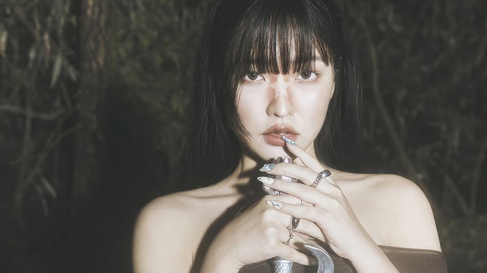Yeri from Red Velvet with a sword