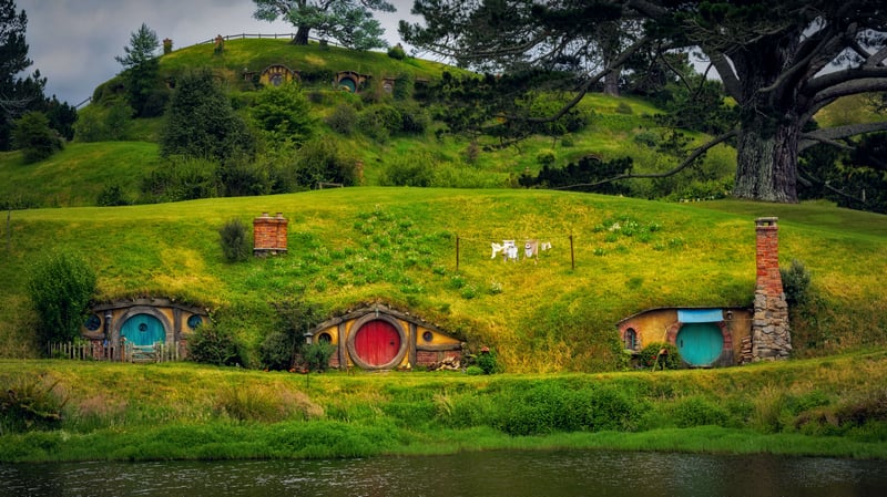 The Hobbit: Hobbiton in The Shire, New Zealand