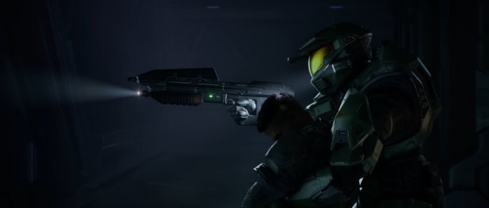 Master Chief holding a soldier in Halo Infinite