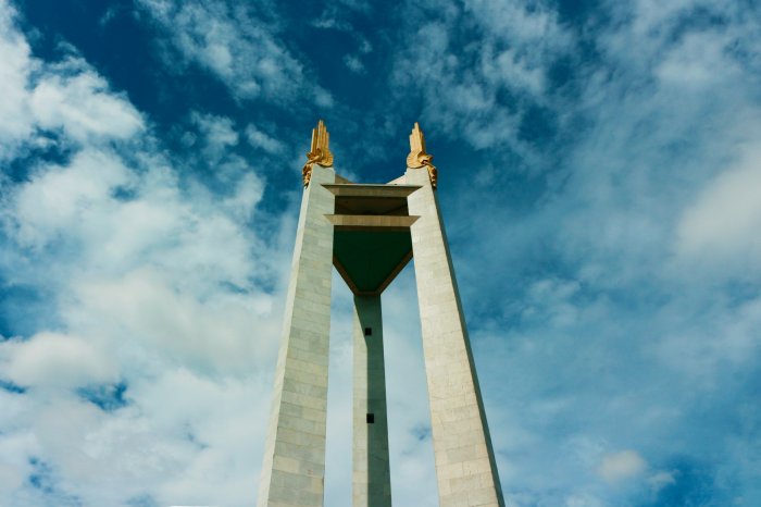 Quezon Memorial Shrine under a blue sky