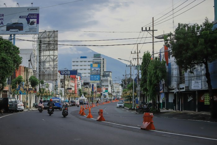Kayutangan Heritage Corridor Street in Malang City