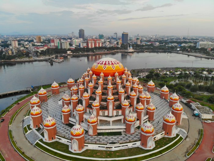 The 99 Domes Mosque in Makassar
