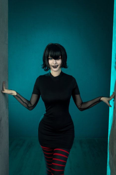 Mavis Dracula Cosplay from Hotel Transylvania