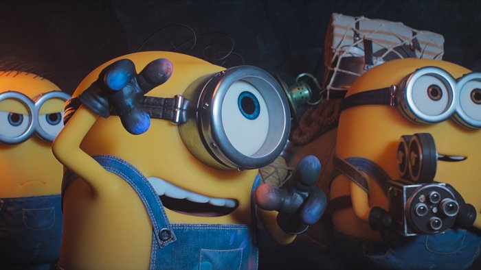 Stuart and Minions in Minions & Monsters