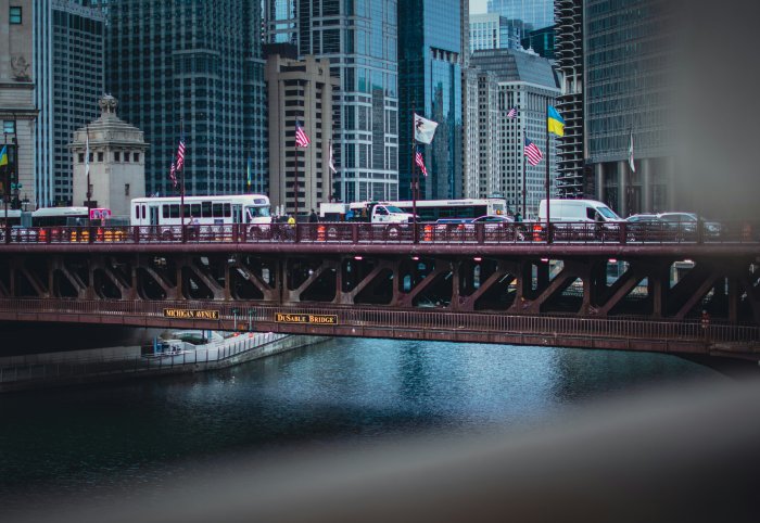 DuSable Bridge across the Chicago River