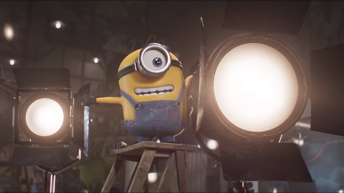 Stuart the Minion with Studio Spotlights