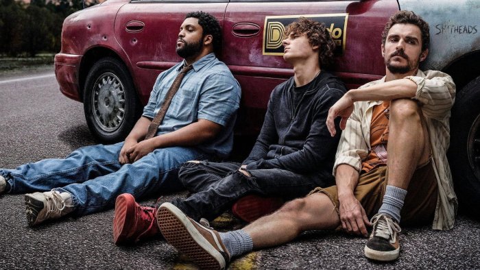 O'Shea Jackson Jr. and Dave Franco in Idiots