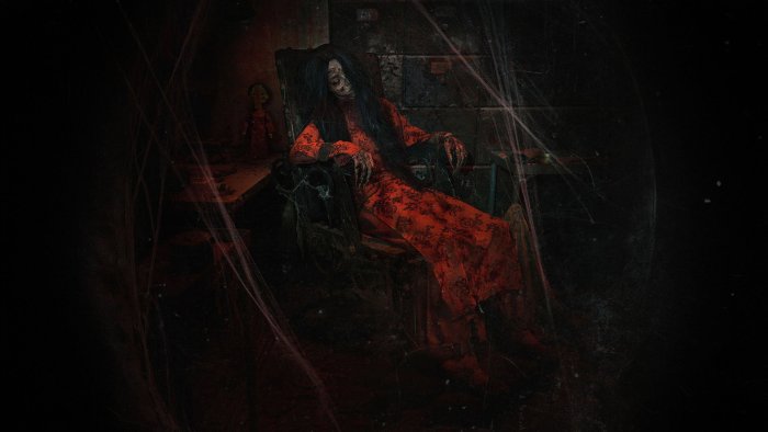 Creepy Figure in Lau Chu Hoa: The Deadliest Mansion
