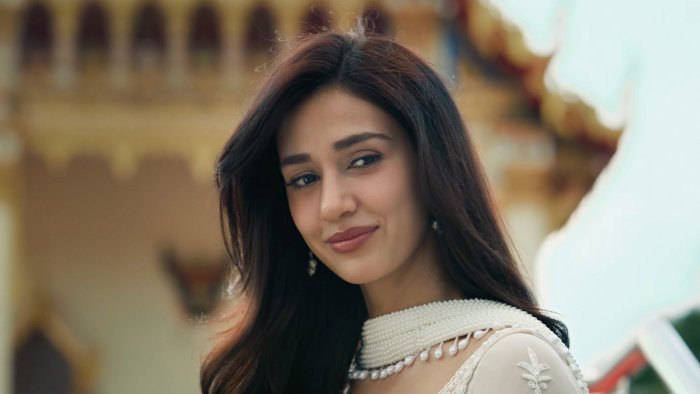 Disha Patani in Awarapan 2