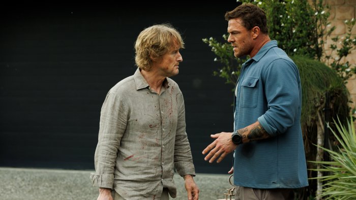Owen Wilson and Alan Ritchson in Runner