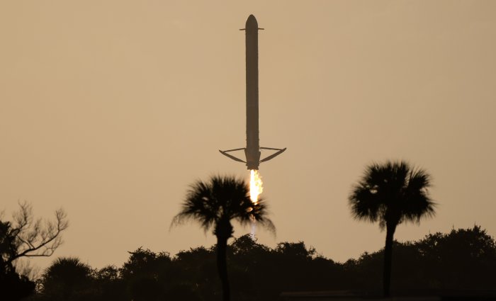 SpaceX Falcon First Stage Booster Landing Burn