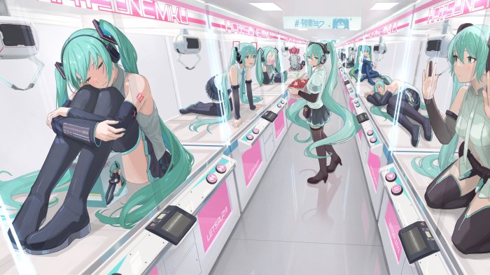 Hatsune Miku Clones Inside Claw Machines