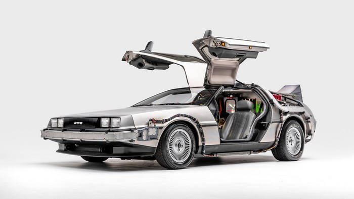 1985 DeLorean DMC-12 ‘Back to the Future’ Gull-Wing Car